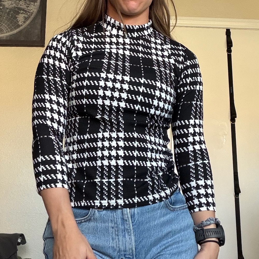 Black and White Houndstooth Top 3/4 Sleeve